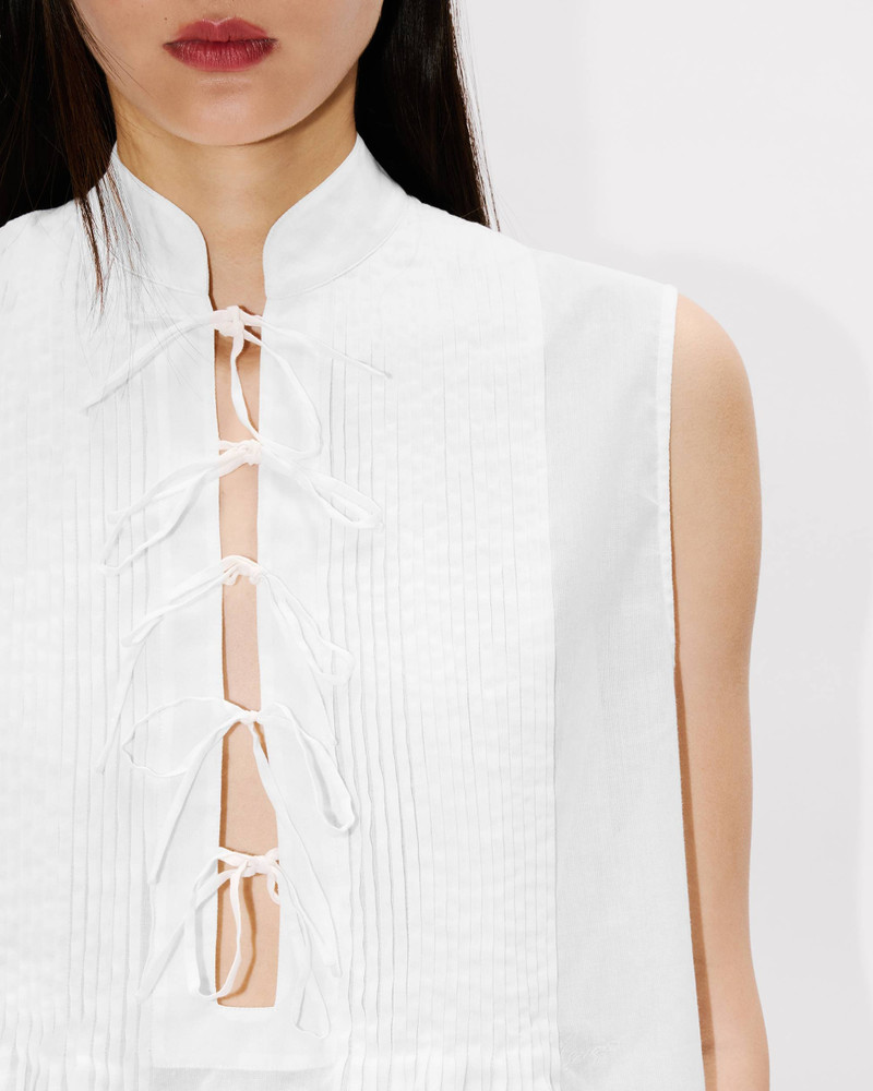 Light sleeveless top in cotton 5