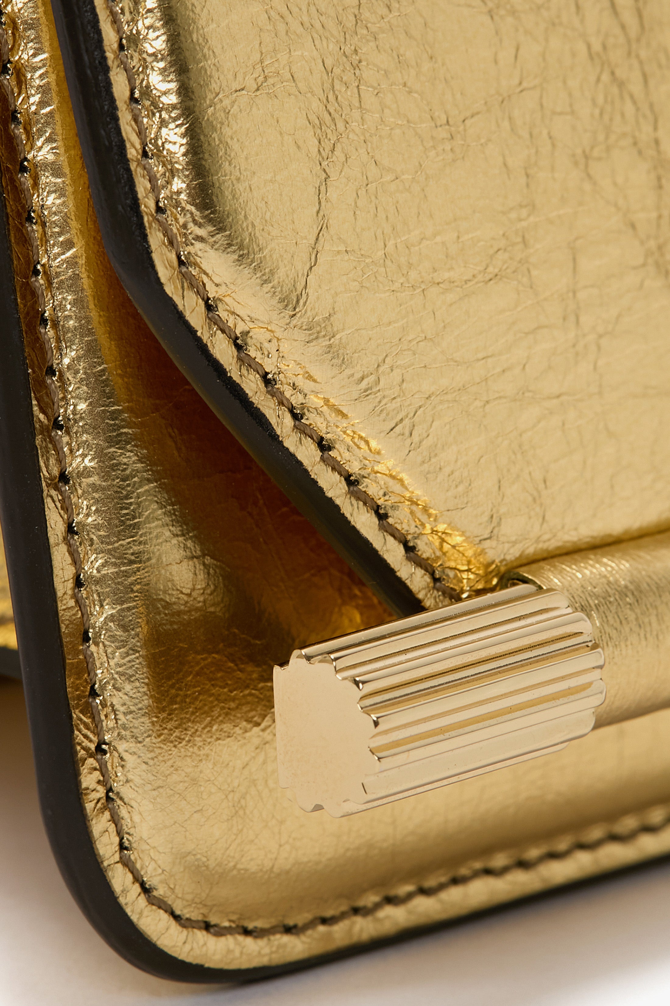 202 Clutch Bag In Gold Distressed Leather - 6