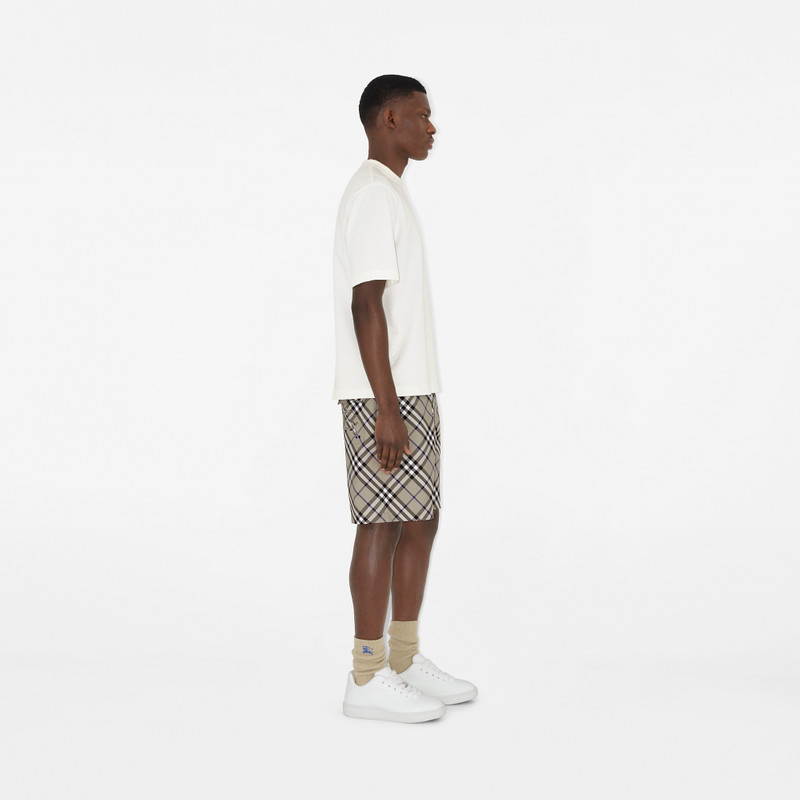 Check Shorts 3
