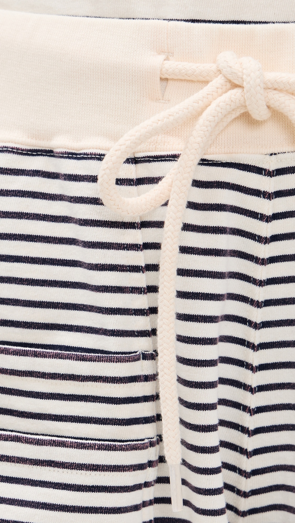Layered Pocket Sweatshorts - 5