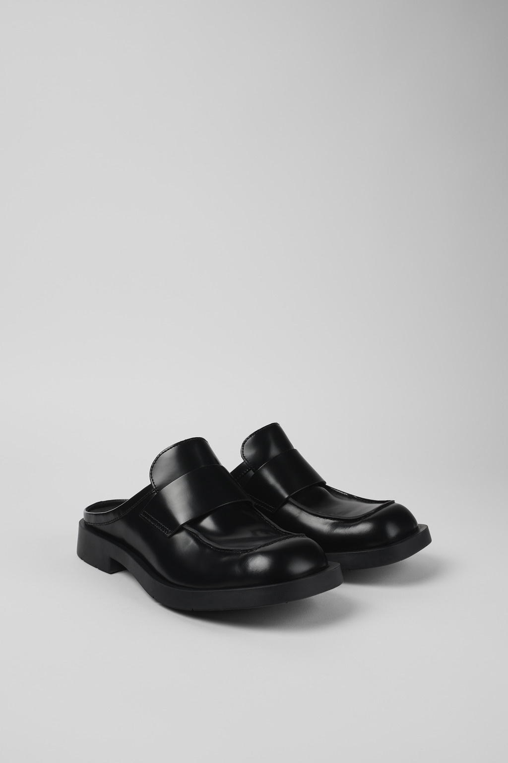 Black leather loafer slide - 2