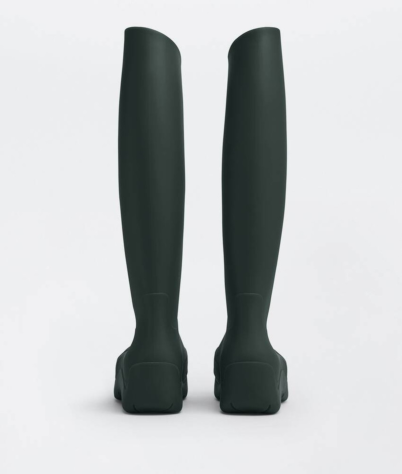 Bottega Veneta puddle outlook