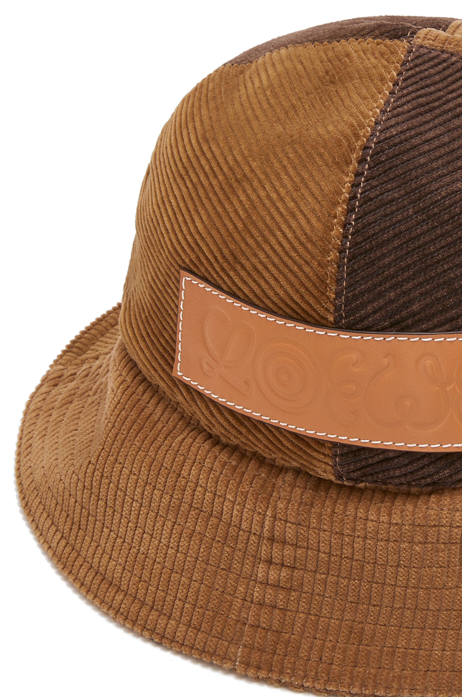 Bucket hat in upcycled corduroy - 5