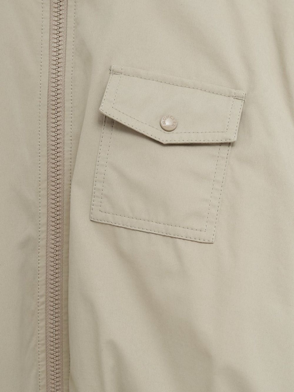 zip-fastening banded jacket - 3