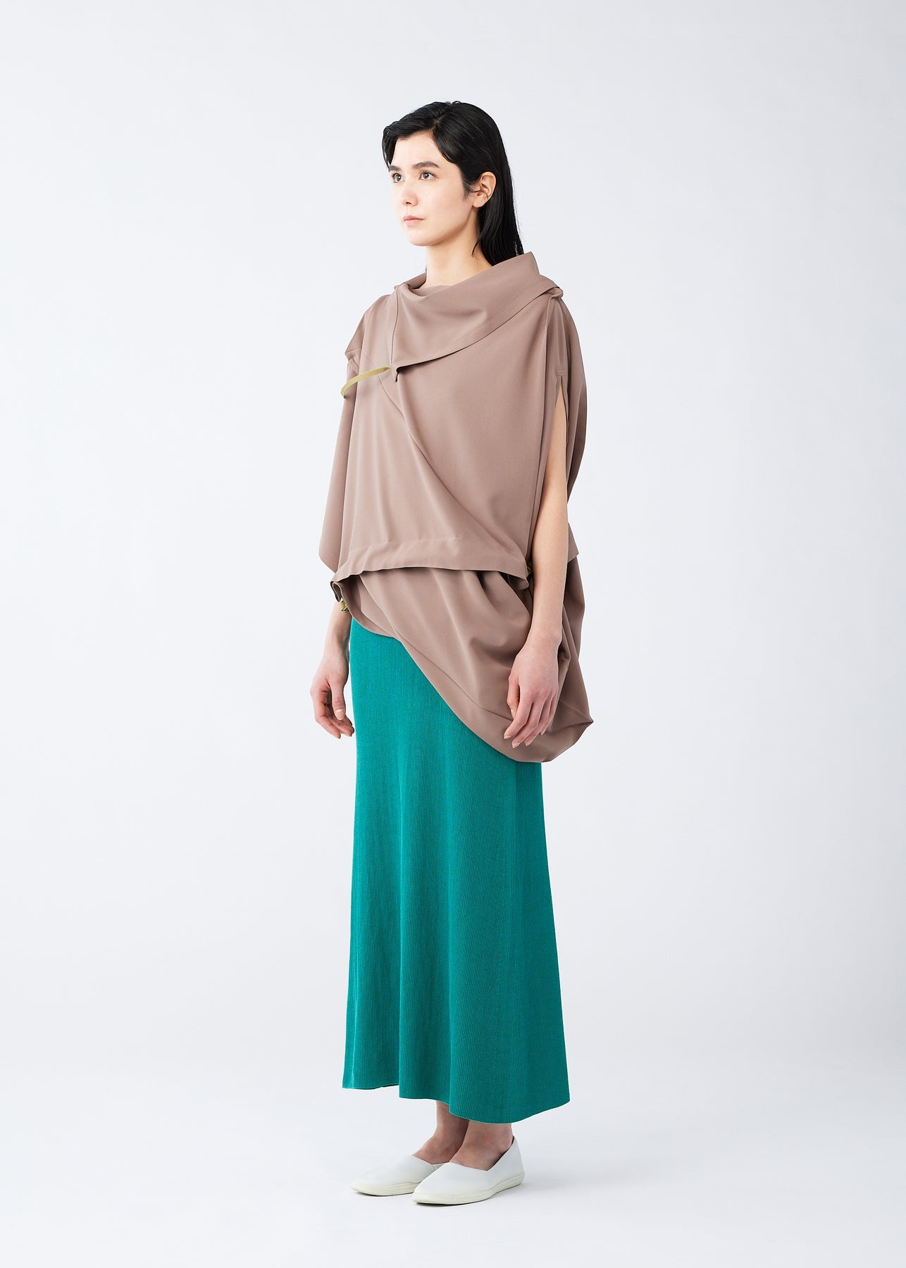 STRATA SOLID TOP - 3