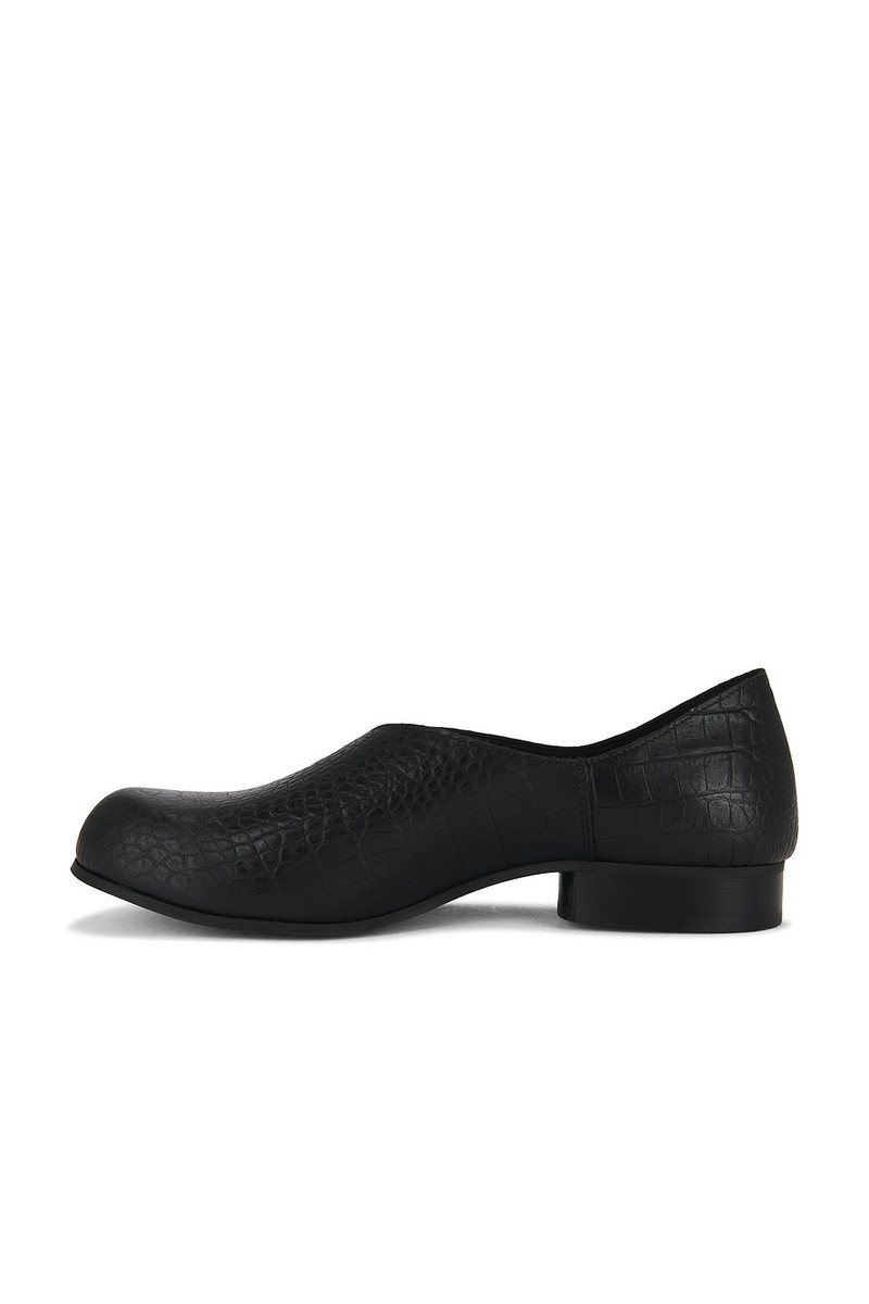 067 Crocodile Clog 5