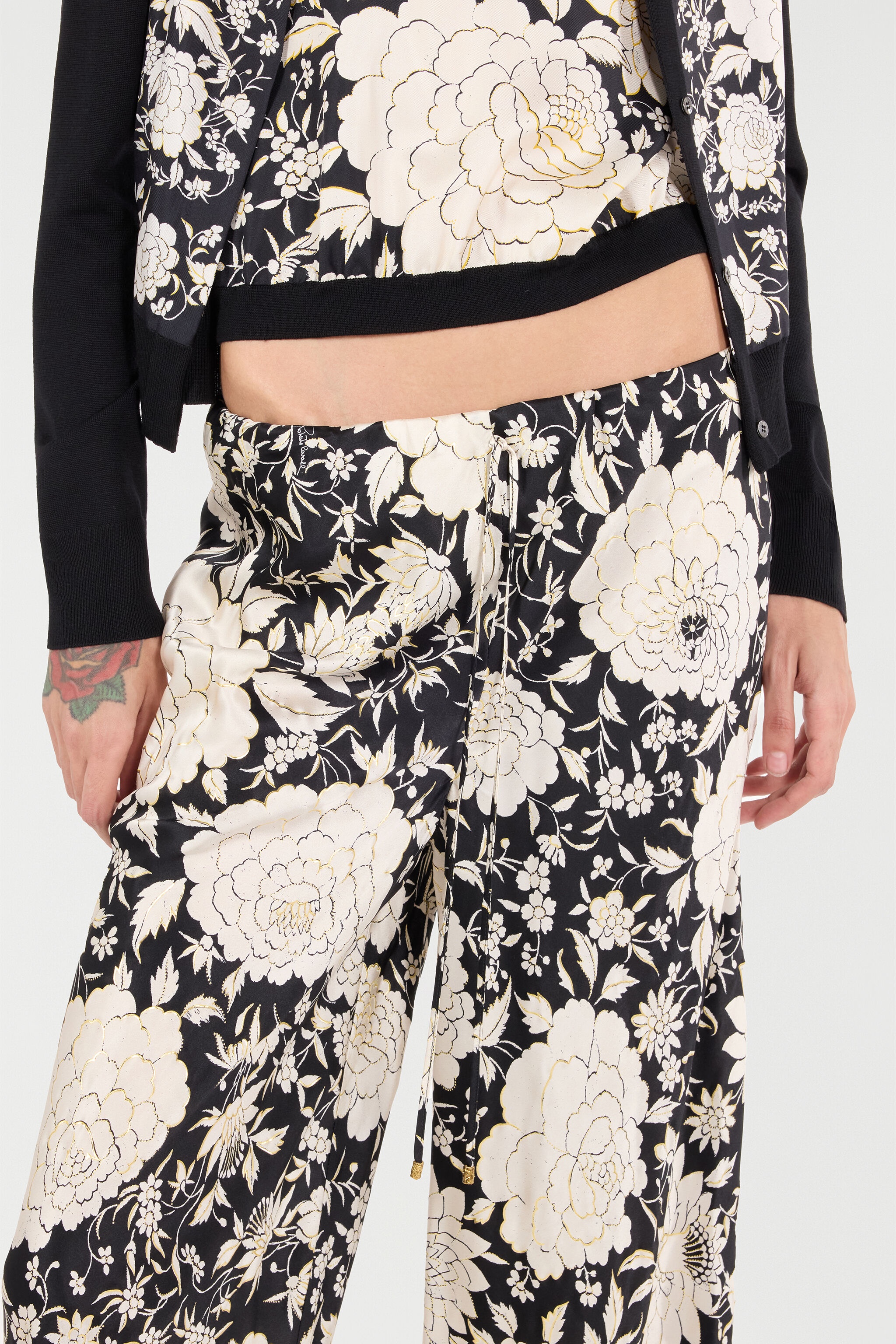 Pure Silk Pants with Floral Print - 6