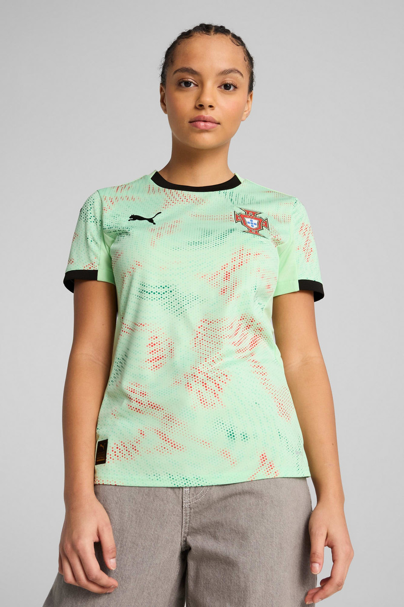 PUMA Portugal '25 Away Replica Women's Soccer Jersey outlook