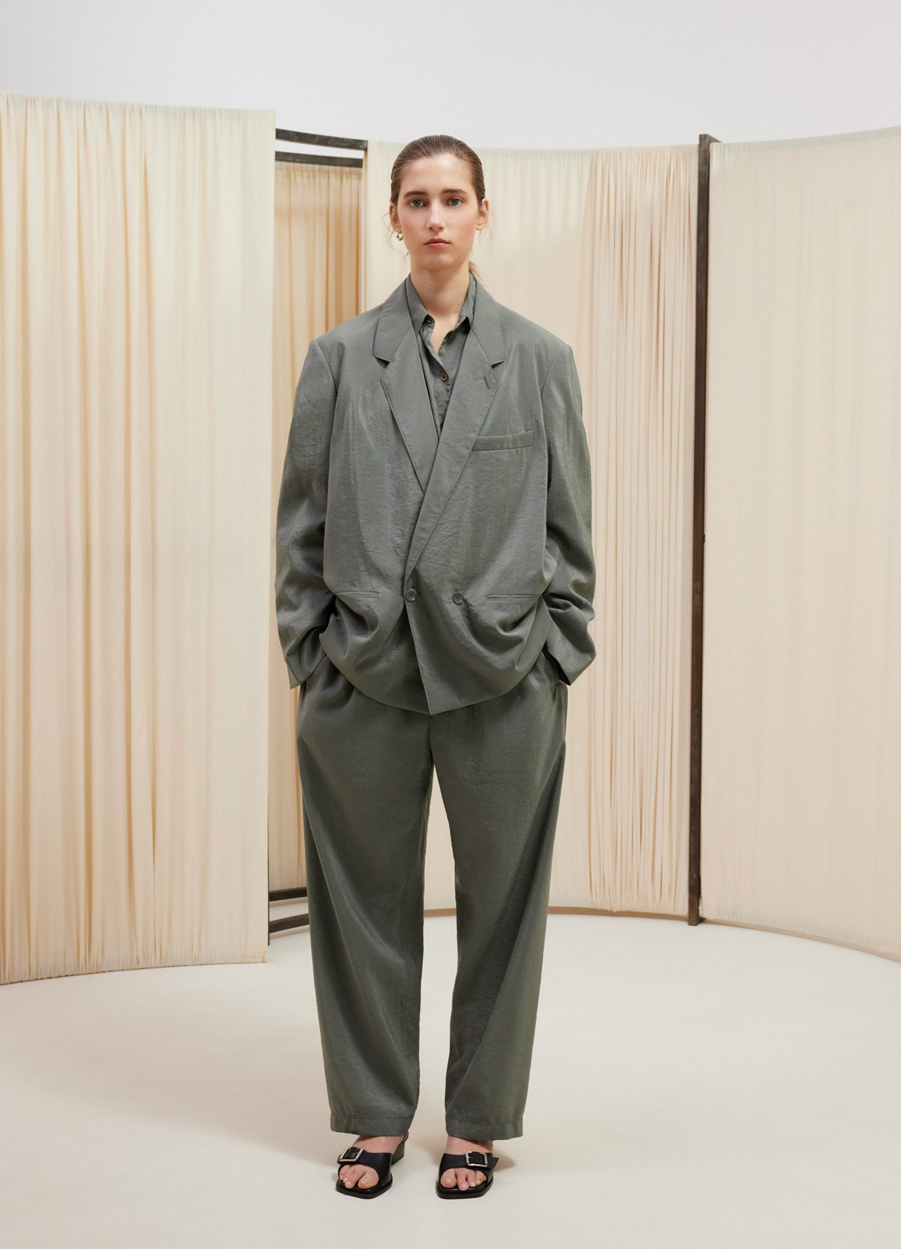 ジャケット・アウター lemaire belted DB jacket iron grey lemaire belted DB jacket iron grey