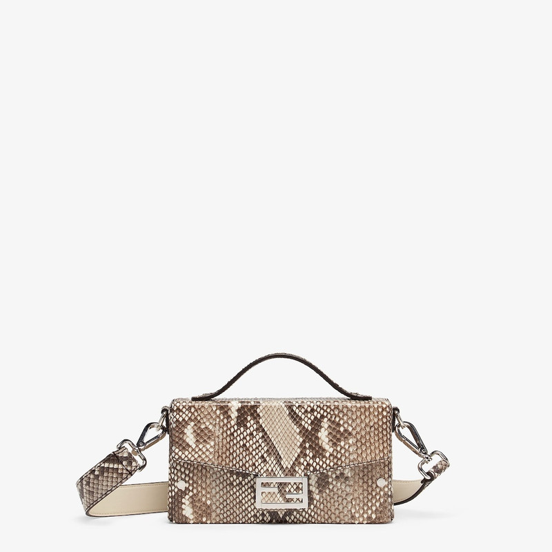 Soft Trunk Baguette 1