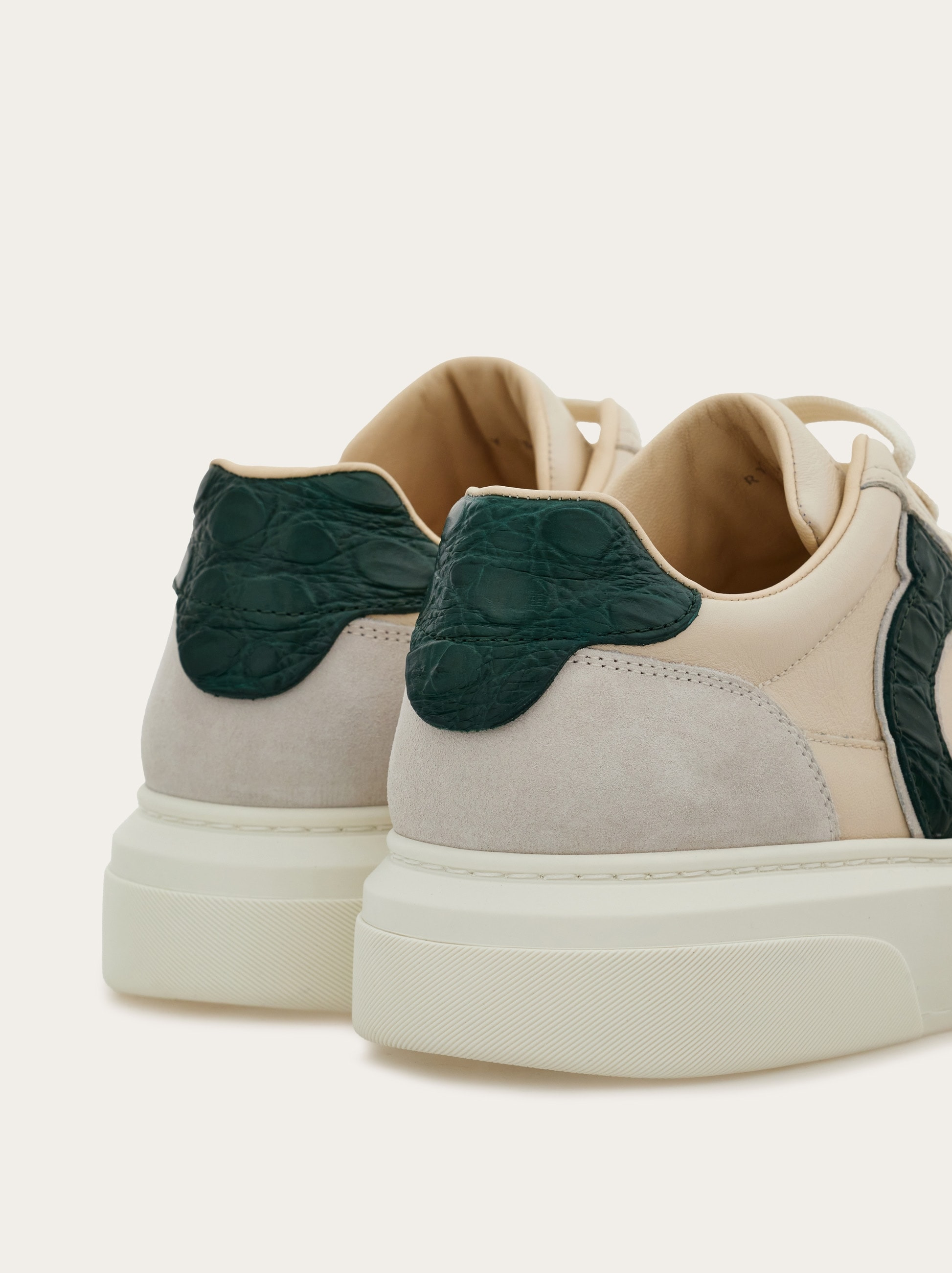 Low-top sneaker with Gancini detail - 4
