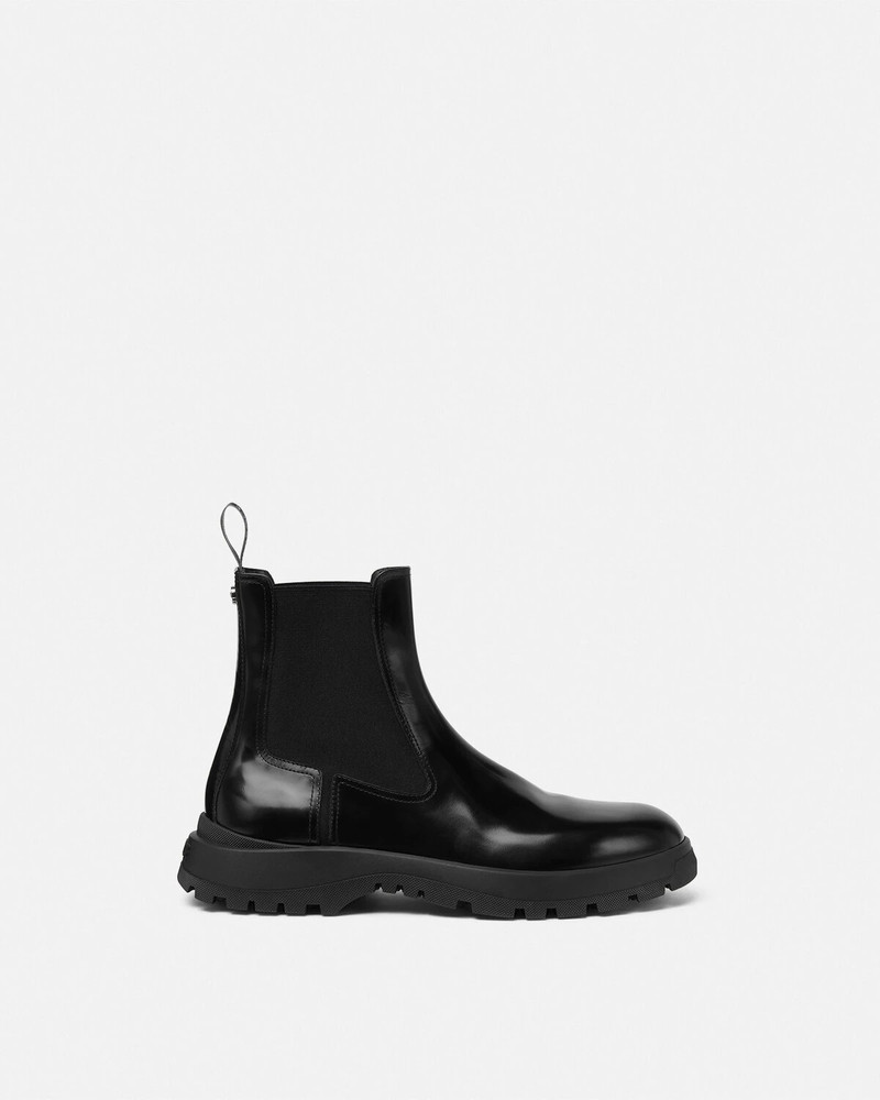 Chelsea Boots 1