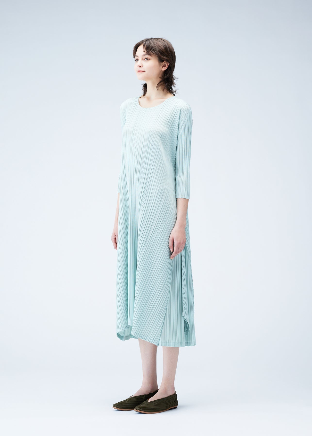 MELLOW PLEATS DRESS - 3