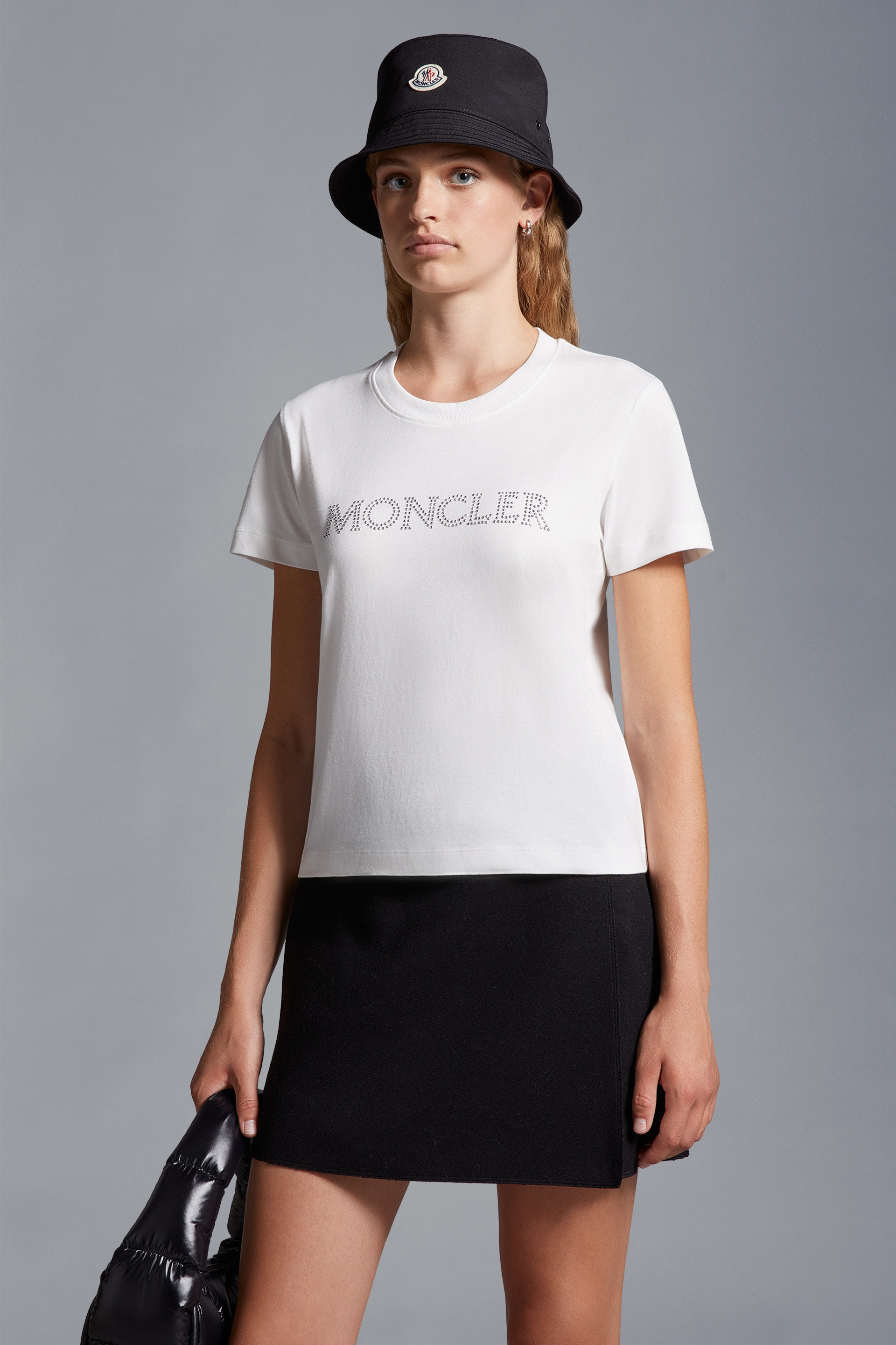 【MONCLER】CRYSTAL LOGO T-SHIRT Moncler Crystal Logo T-Shirt | REVERSIBLE