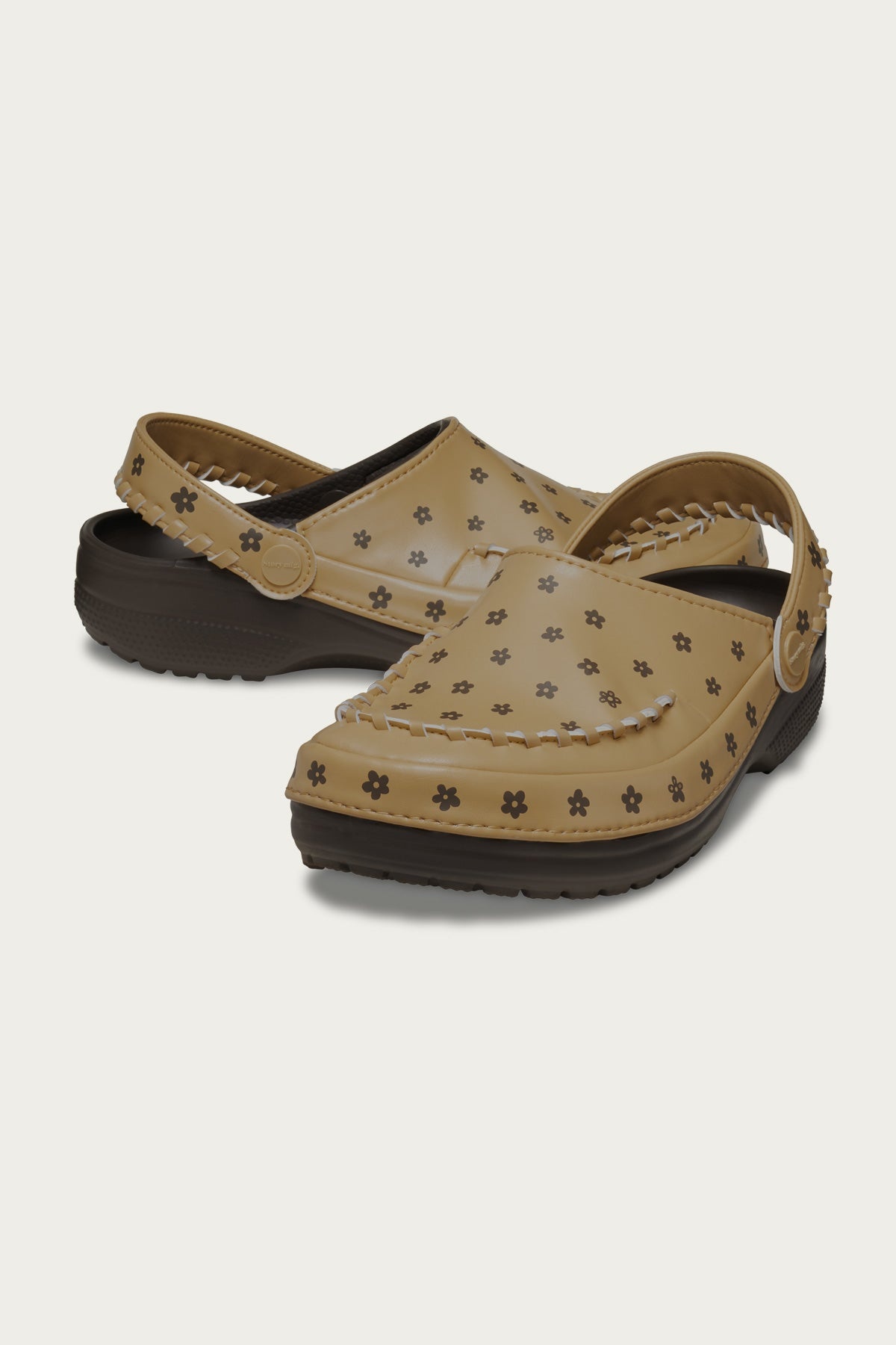 Story MFG x Crocs Classic Croc - Espresso - 5