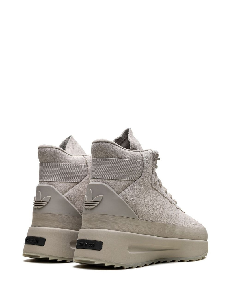 x Adidas Los Angeles Hikers "Fear Of God Athletics - Sesame" sneakers 3