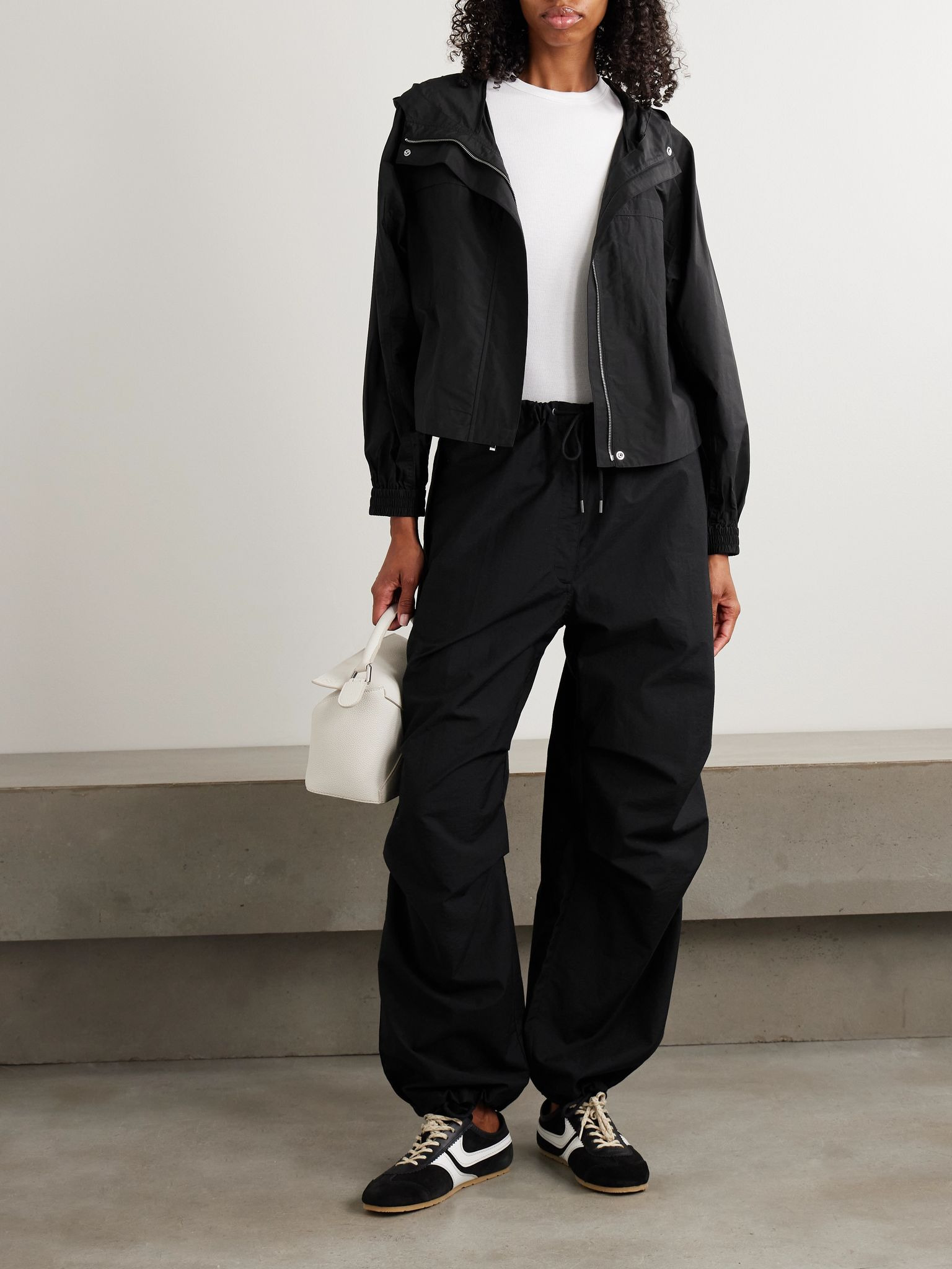 Satin-crepe wide-leg pants Black - 2