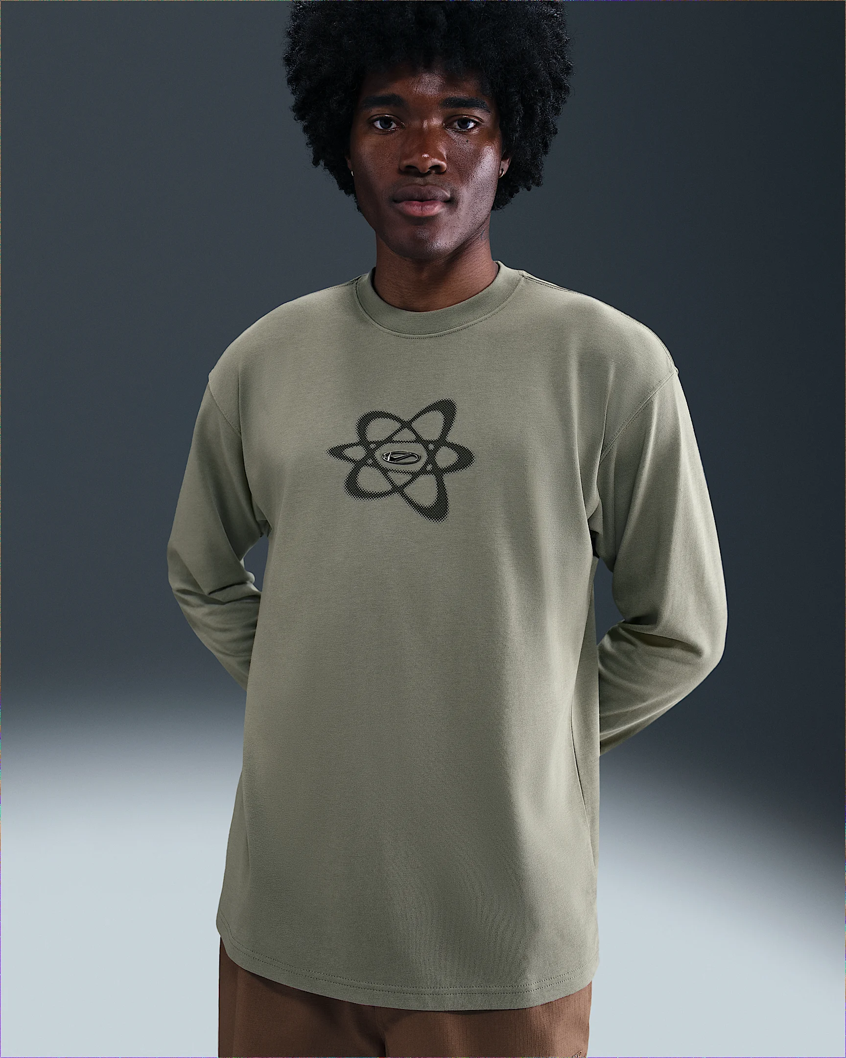 Nike Sportswear Long-Sleeve T-Shirt - 1