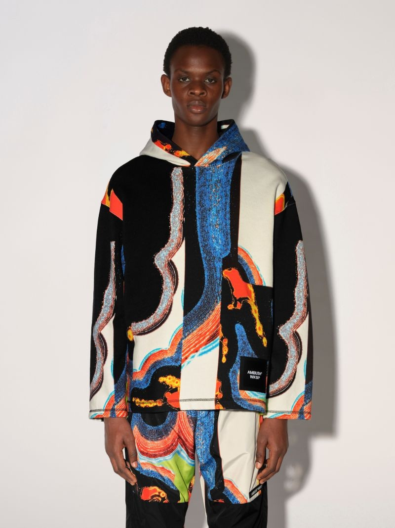 모든 OVER PRINTED PRINTED HOODIE 3