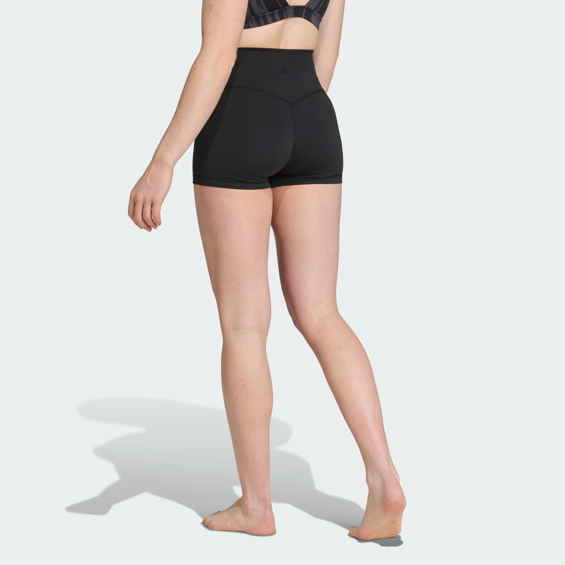 All-Me Sculpt Booty Short Leggings - 3