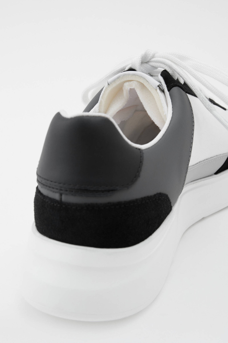 Genesis Stripe B Bird Runner 6