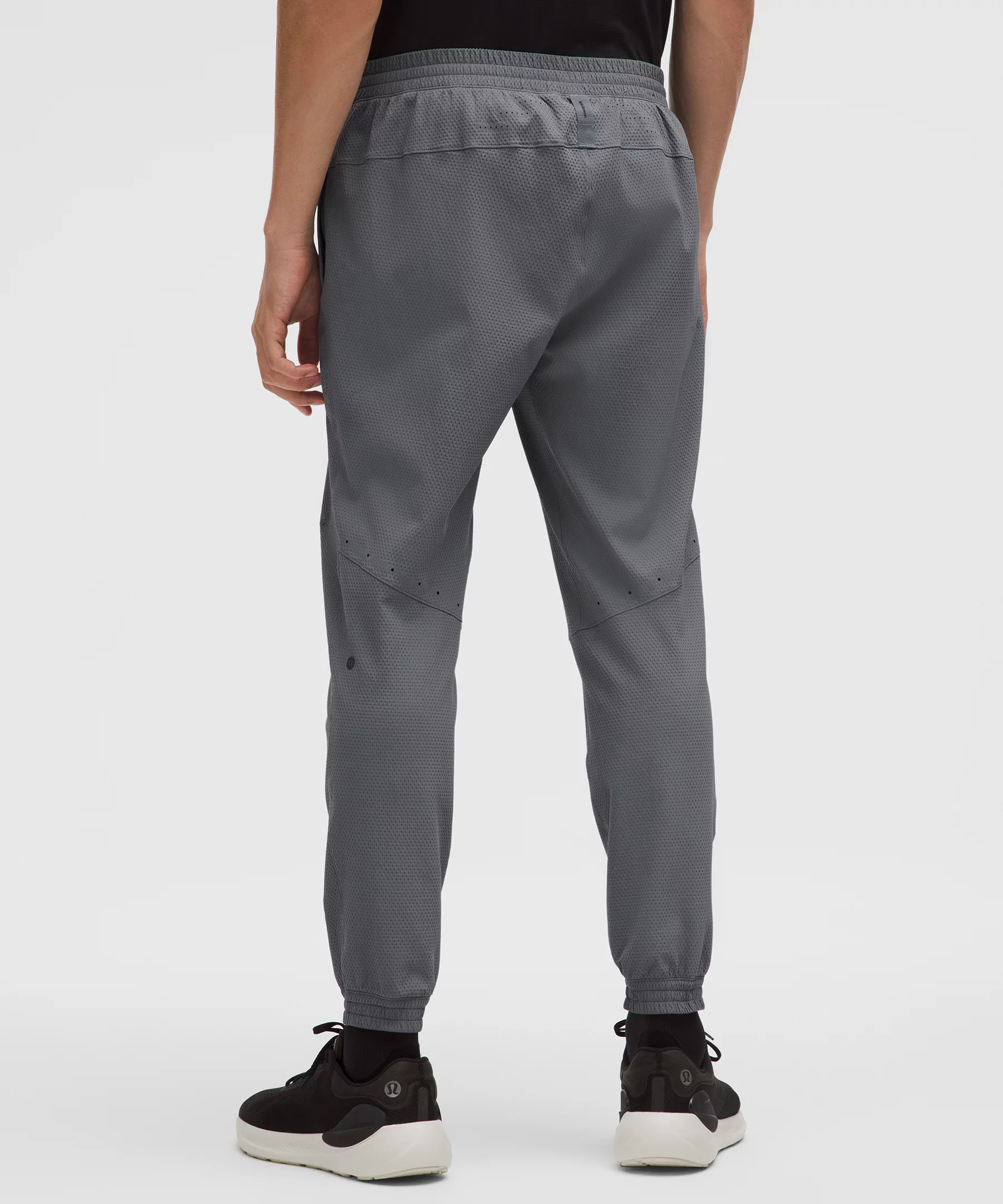 License to Train Textured Jogger *Shorter - 3