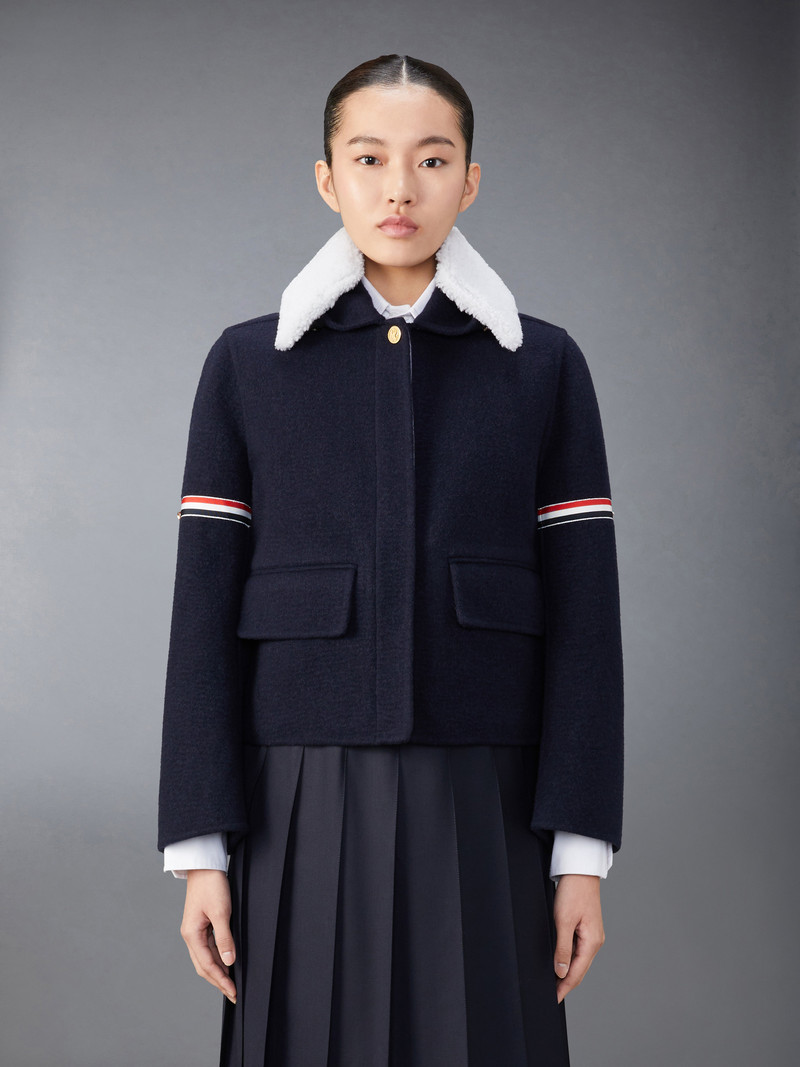 Wool Cashmere Armband Bell Sleeve Jacket With Shearling Collar 1
