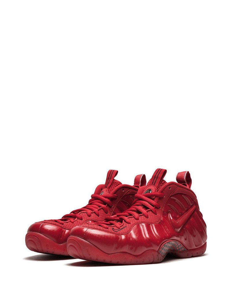 Nike Air Foamposite Pro "Red October" sneakers outlook