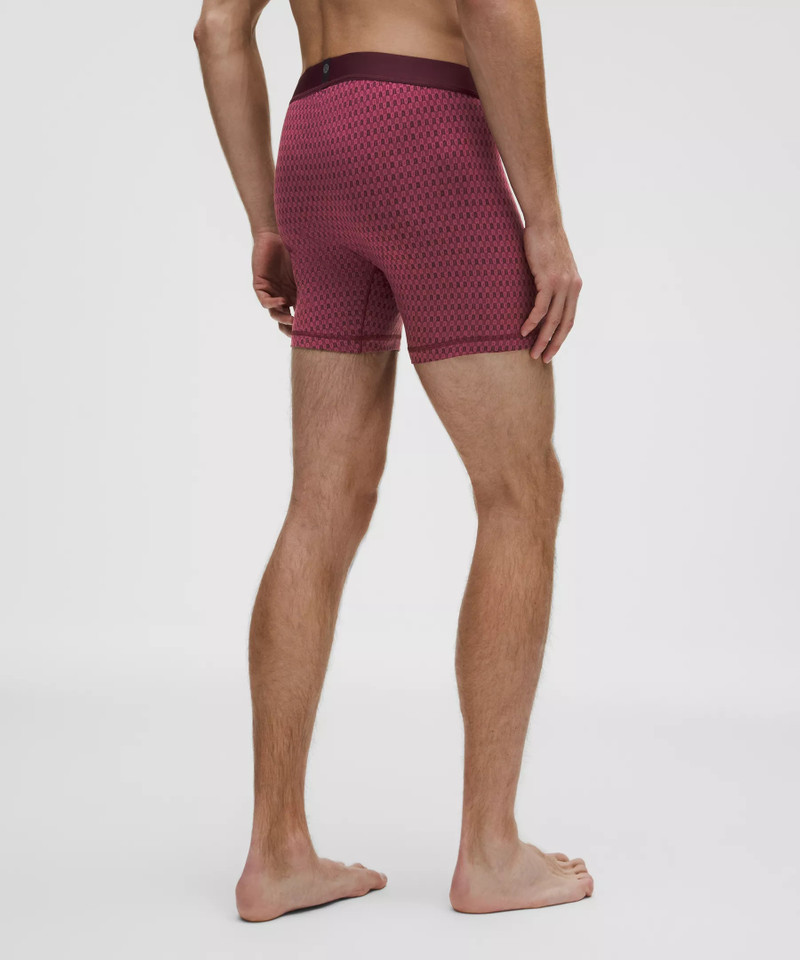 lululemon Always In Motion Boxer 5" outlook