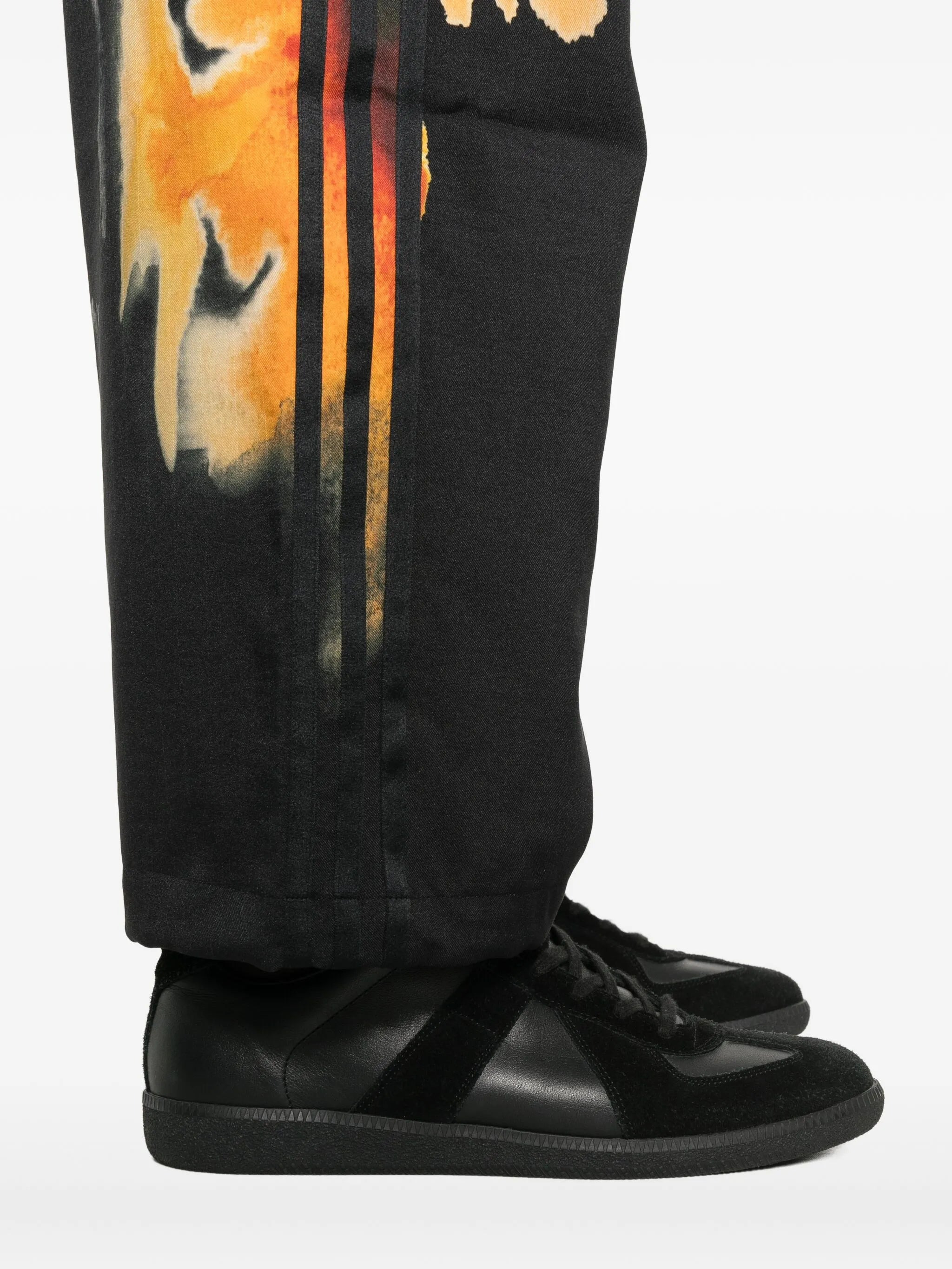 Y-3 Abstract-print Trousers - 2