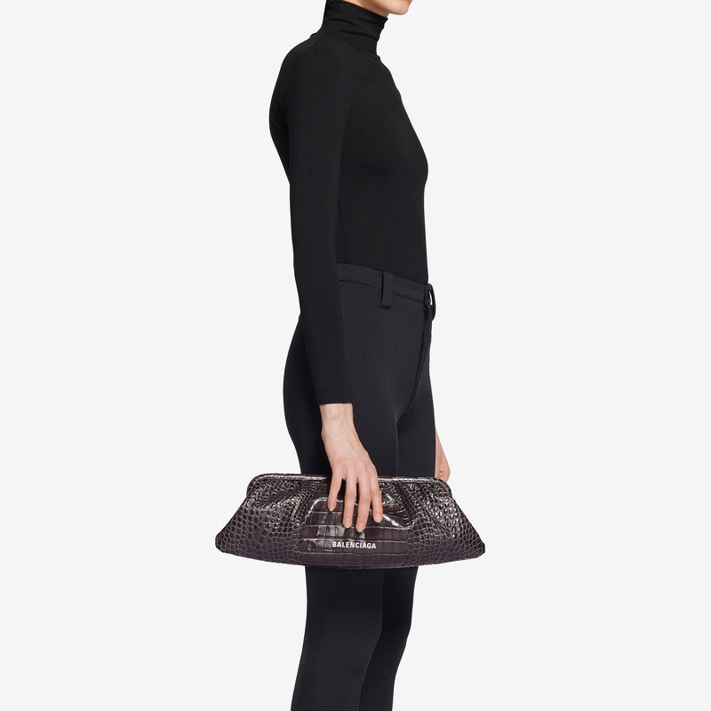 BALENCIAGA Cloud XL Clutch outlook