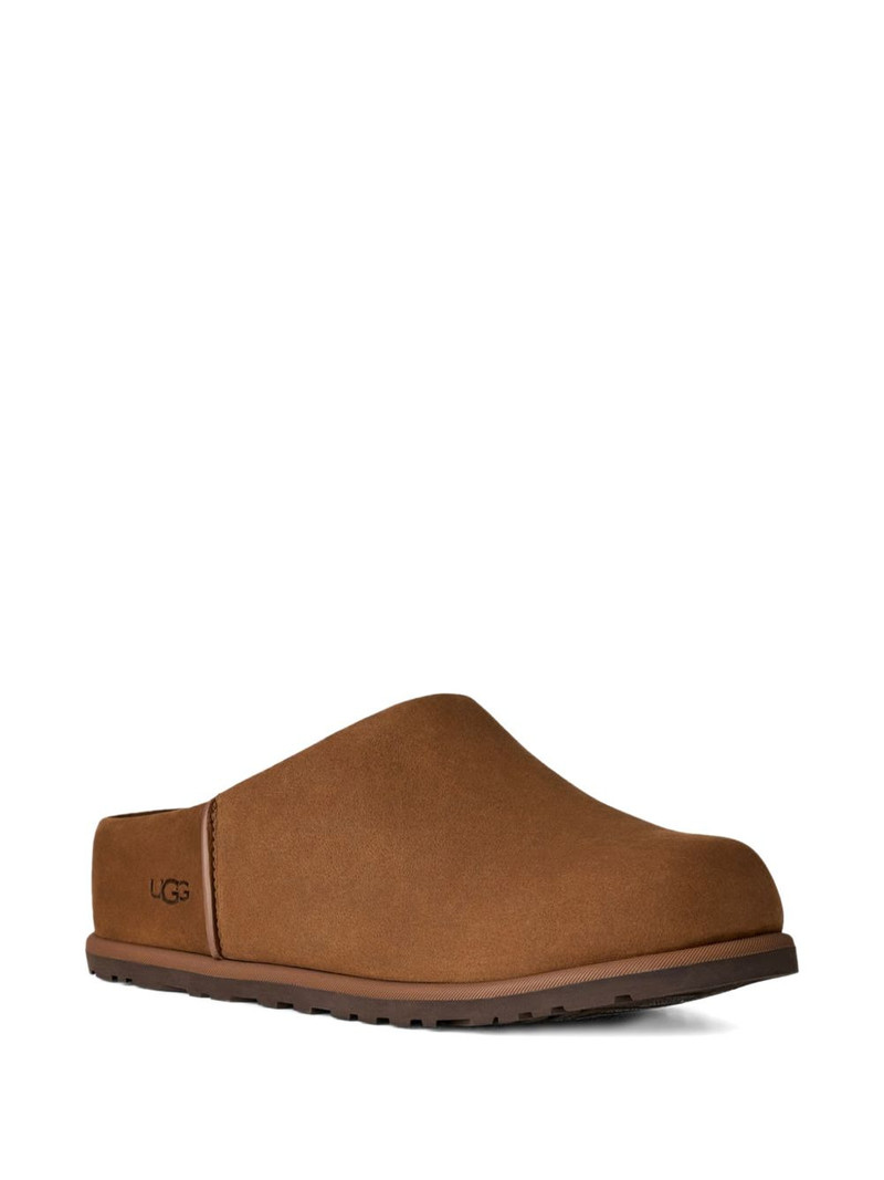 UGG logo-detail leather flat mules outlook