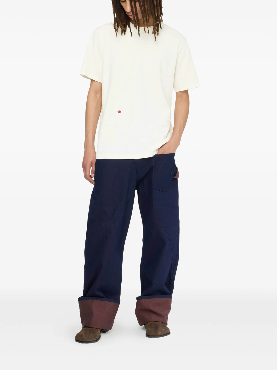 Contrast Embroidery T-Shirt - 2