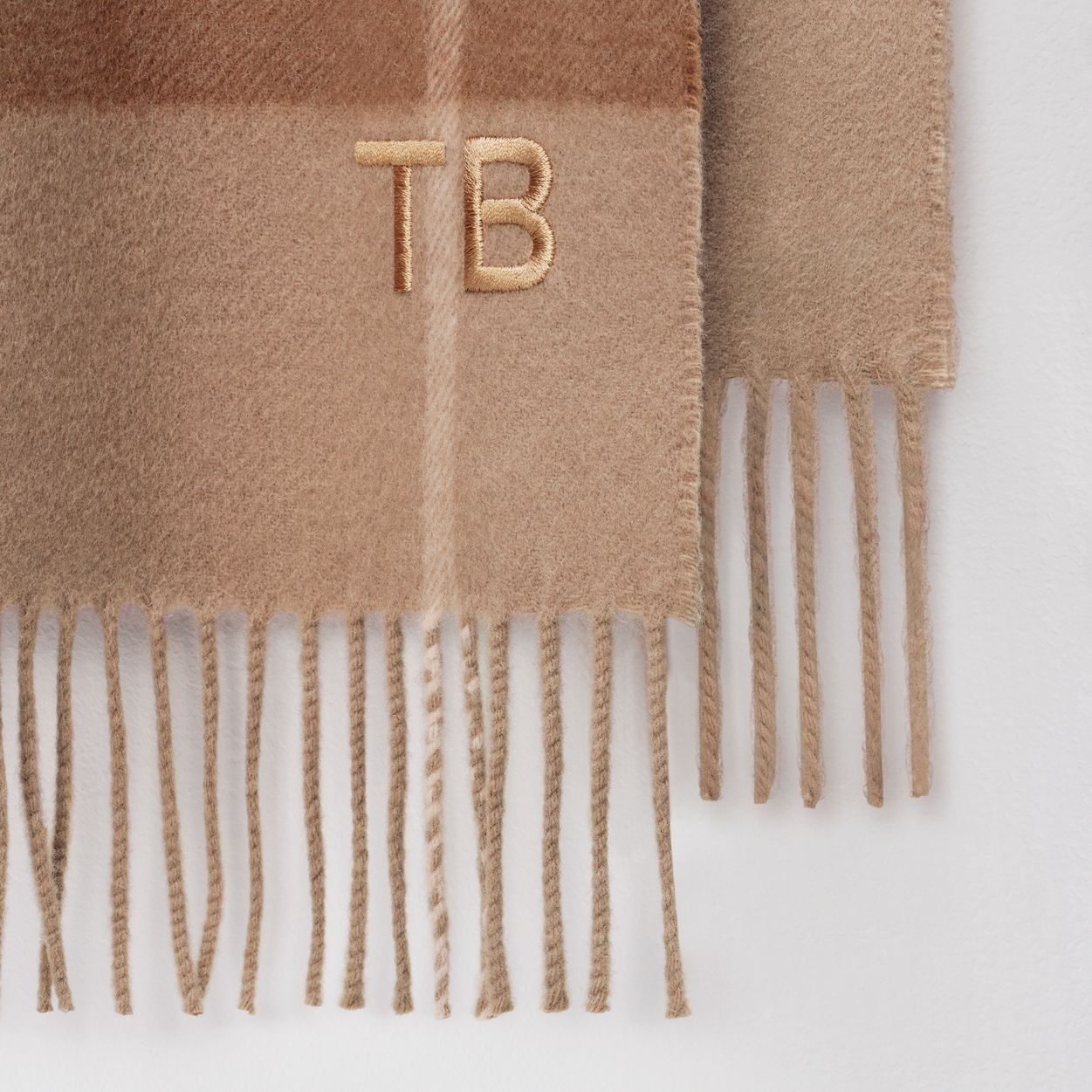 The Classic Check Cashmere Scarf - 2