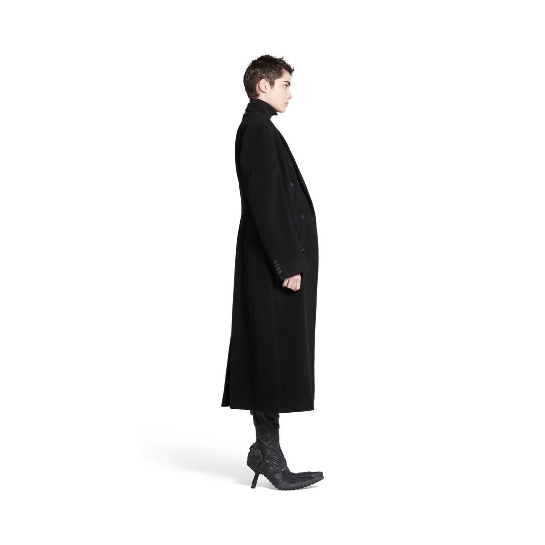 Women's Cinched Coat in Black - 3