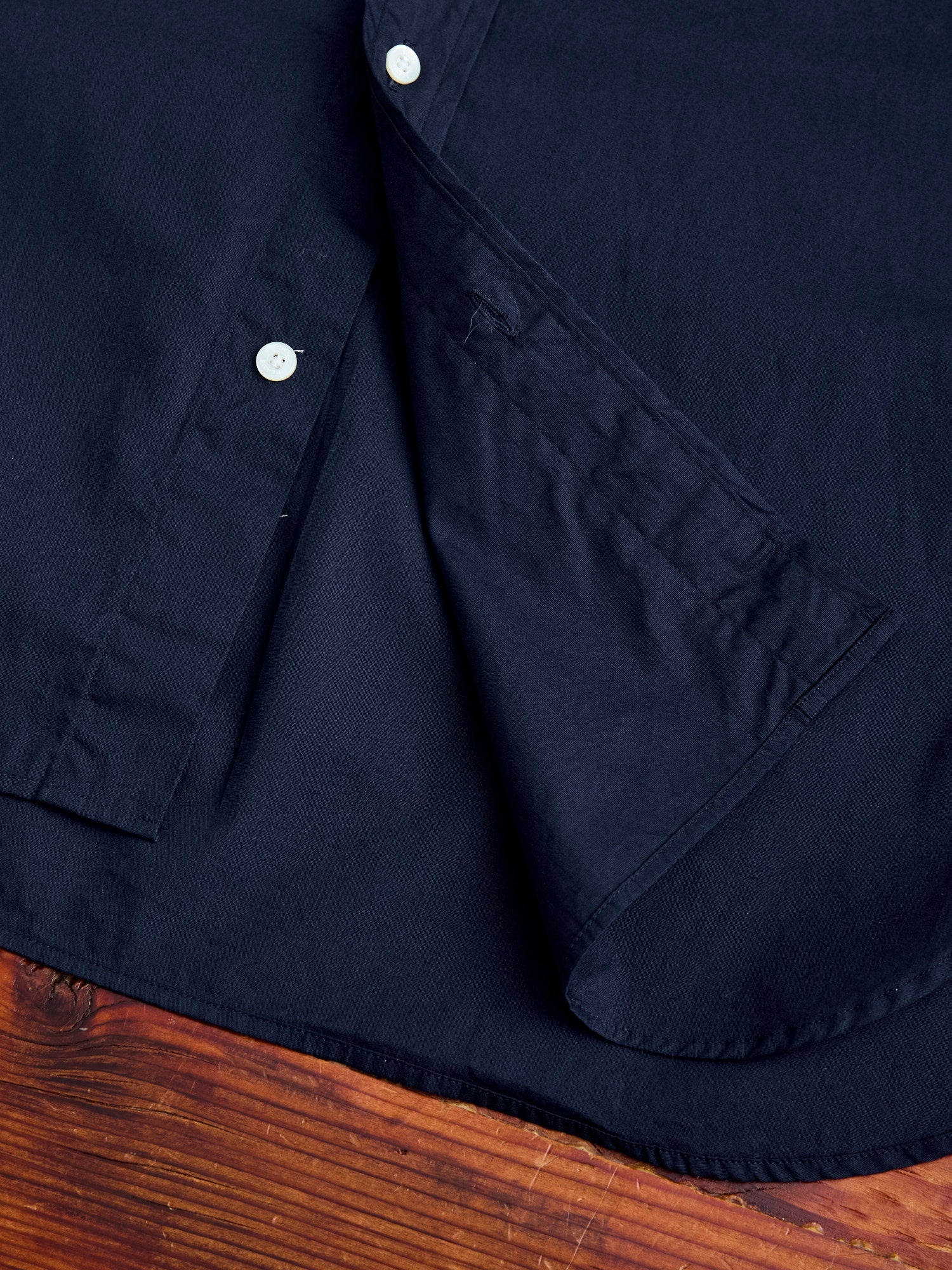 Broad Cloth Short Sleeve Button-Down Shirt in Navy - 8