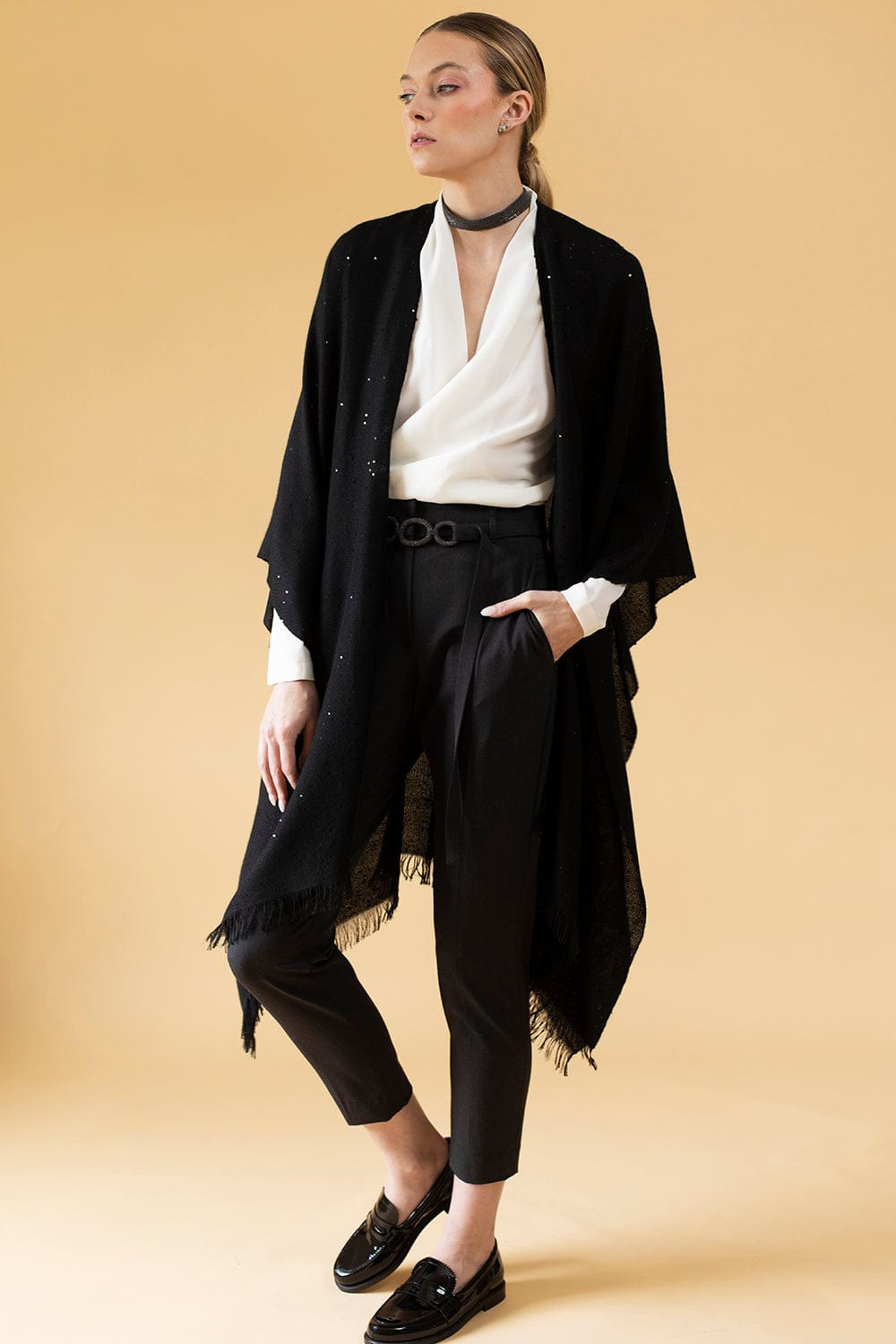 Wrap Blouse With Monili Necklace - 5