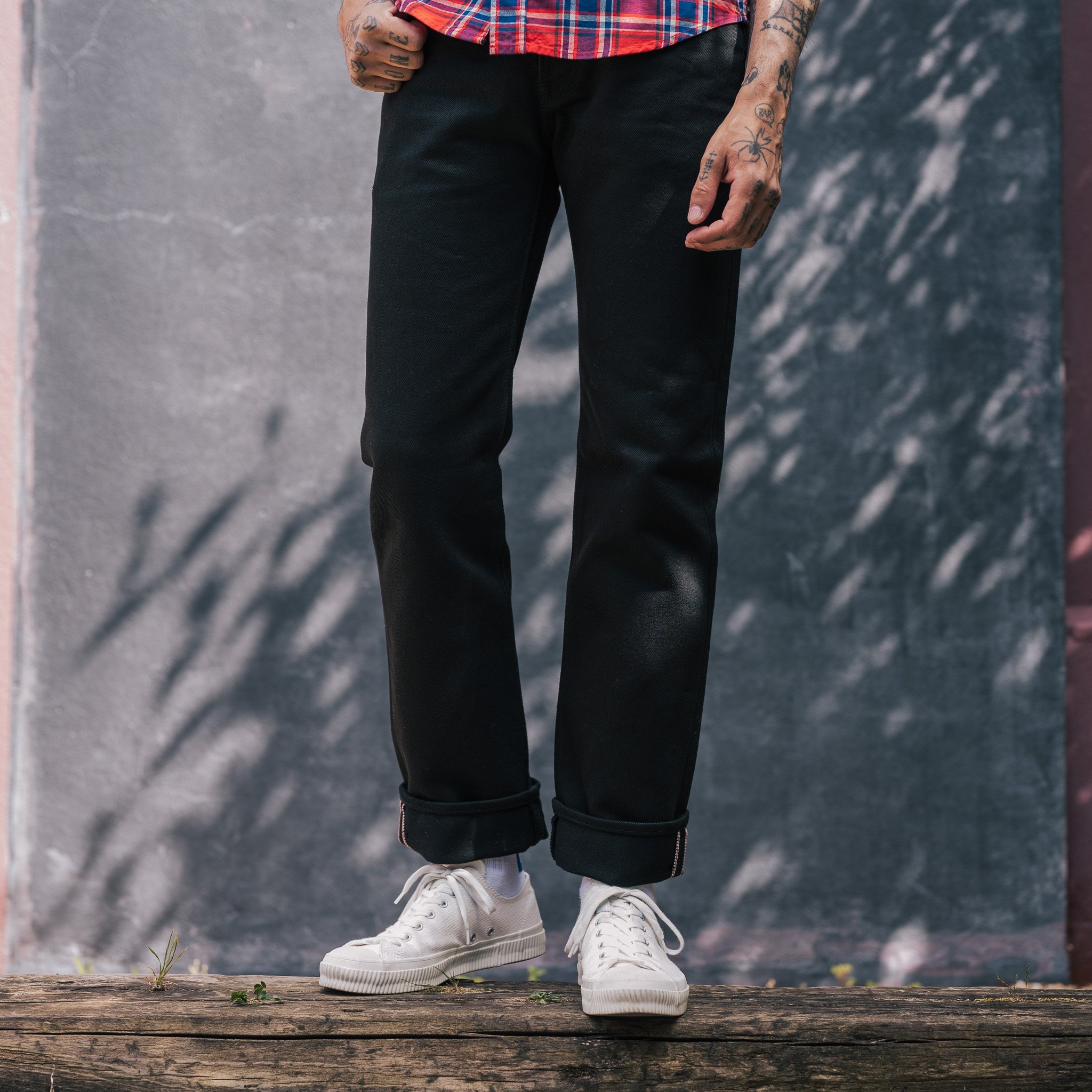 IH-666S-SB 21oz Selvedge Denim Slim Straight Cut - Superblack Non-Fade - 5