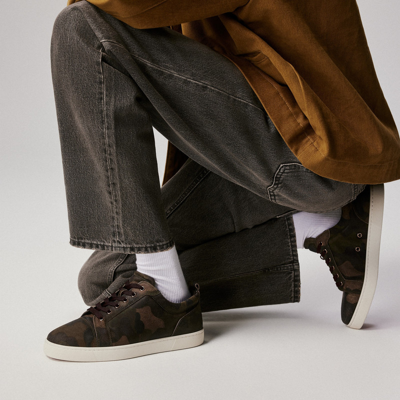 Christian Louboutin Louis Junior outlook