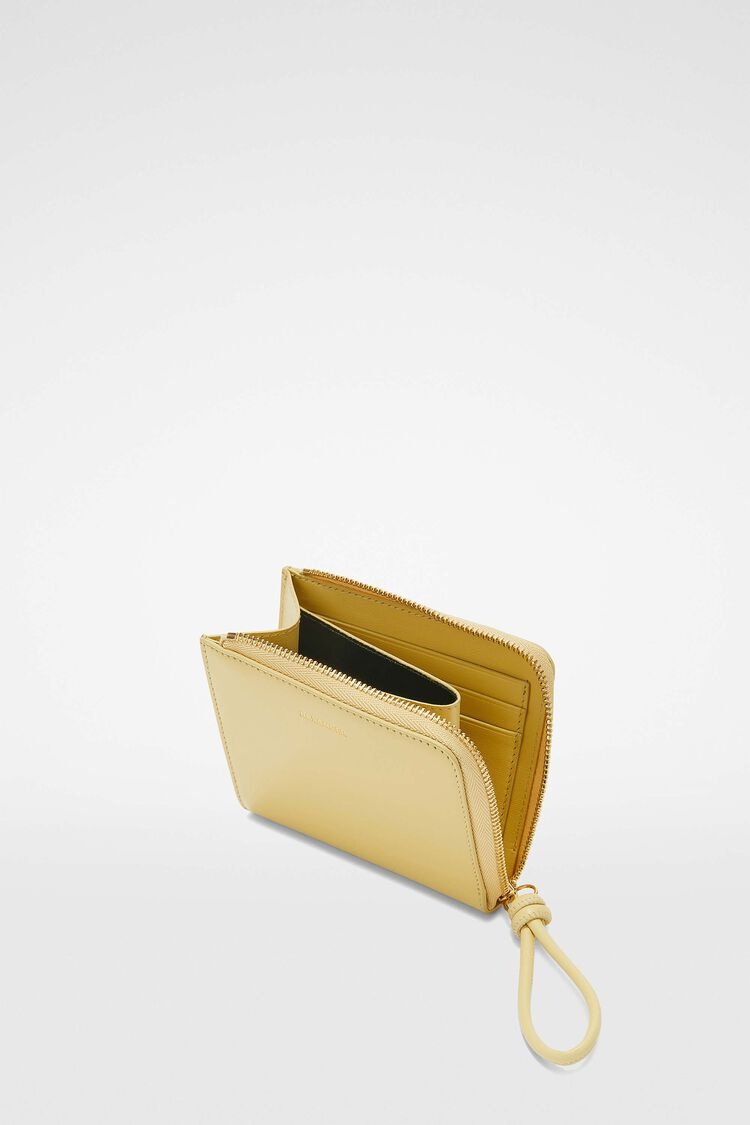 Giro Card Holder 3