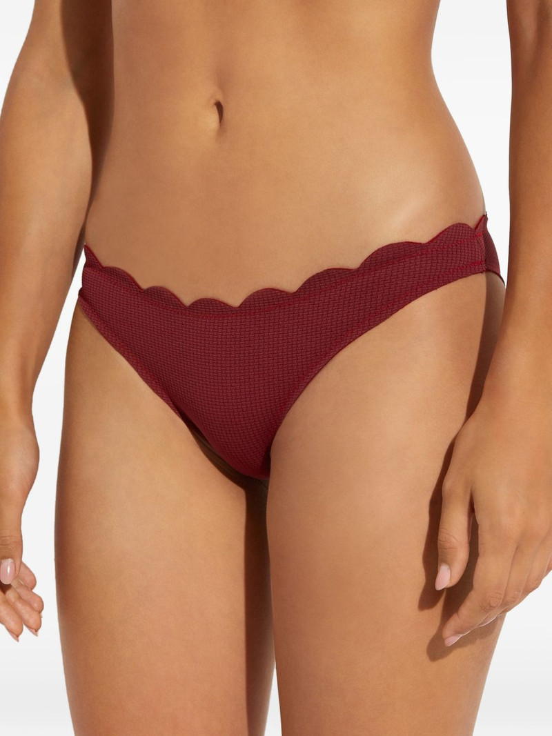 scalloped textured bikini bottoms 4