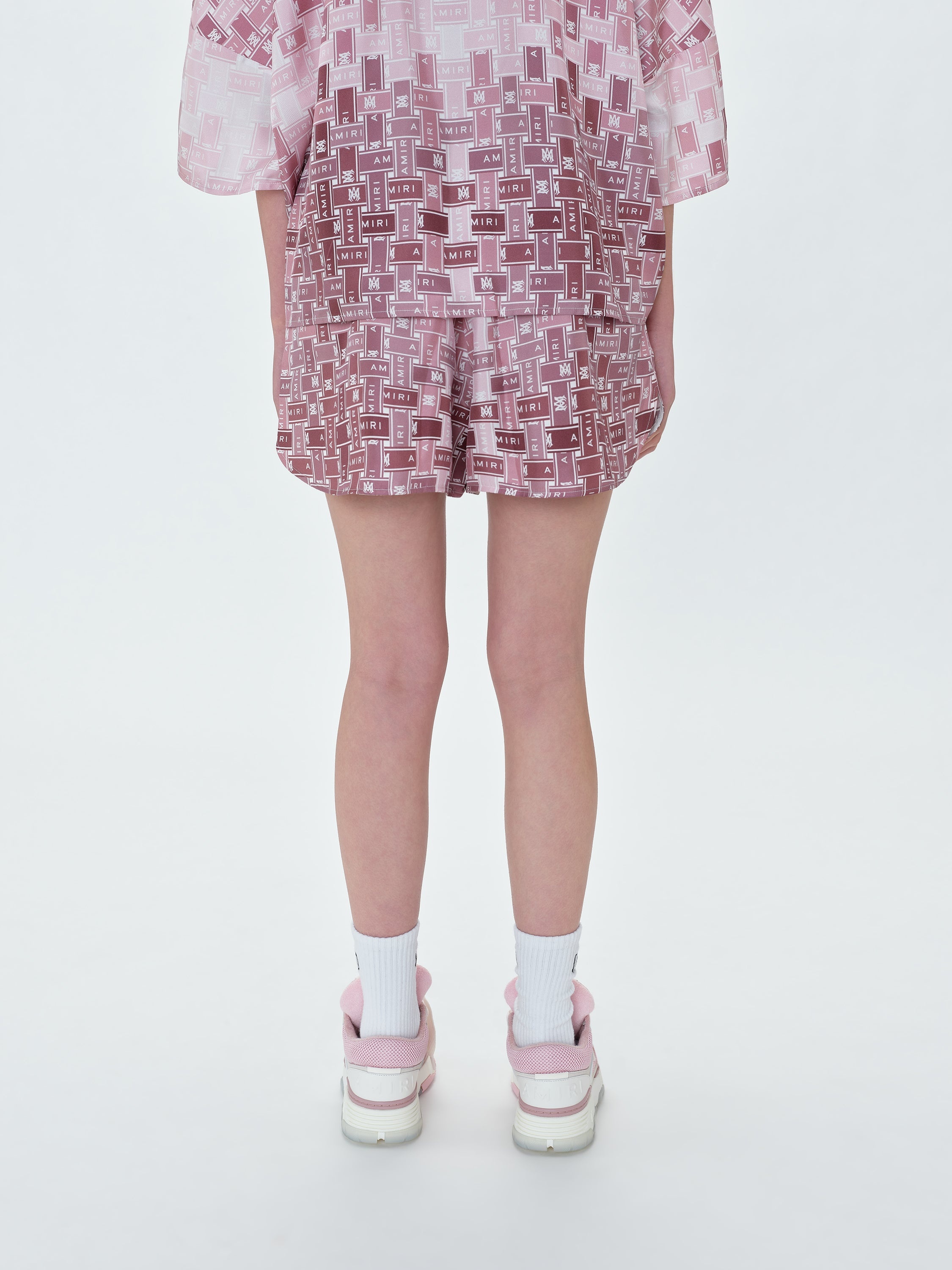 GRADIENT TAPE PJ SHORTS - 6