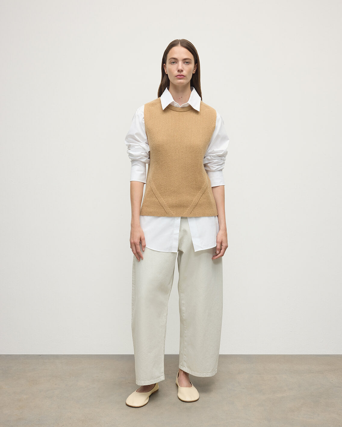 Sleeveless Camel Cashmere Tank Top - 2