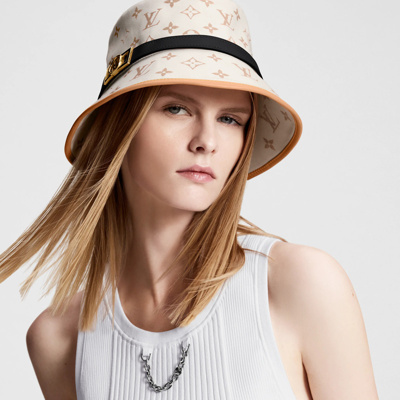 Dauphine Bucket Hat 5
