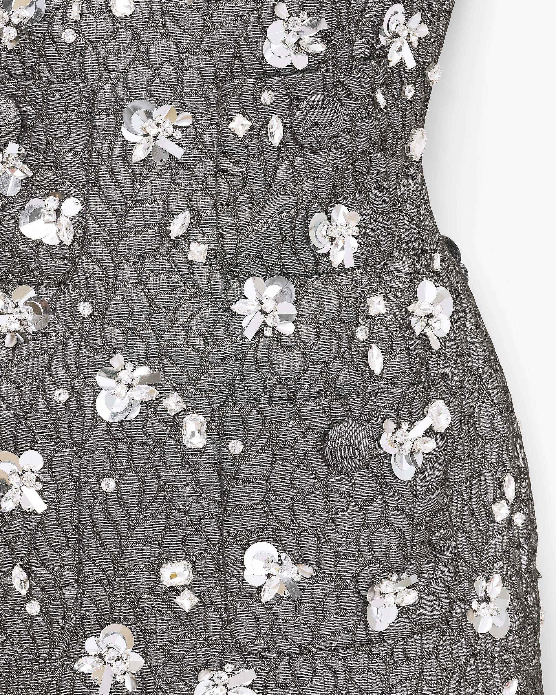 SCULPTED GEM DOLL DRESS - 6