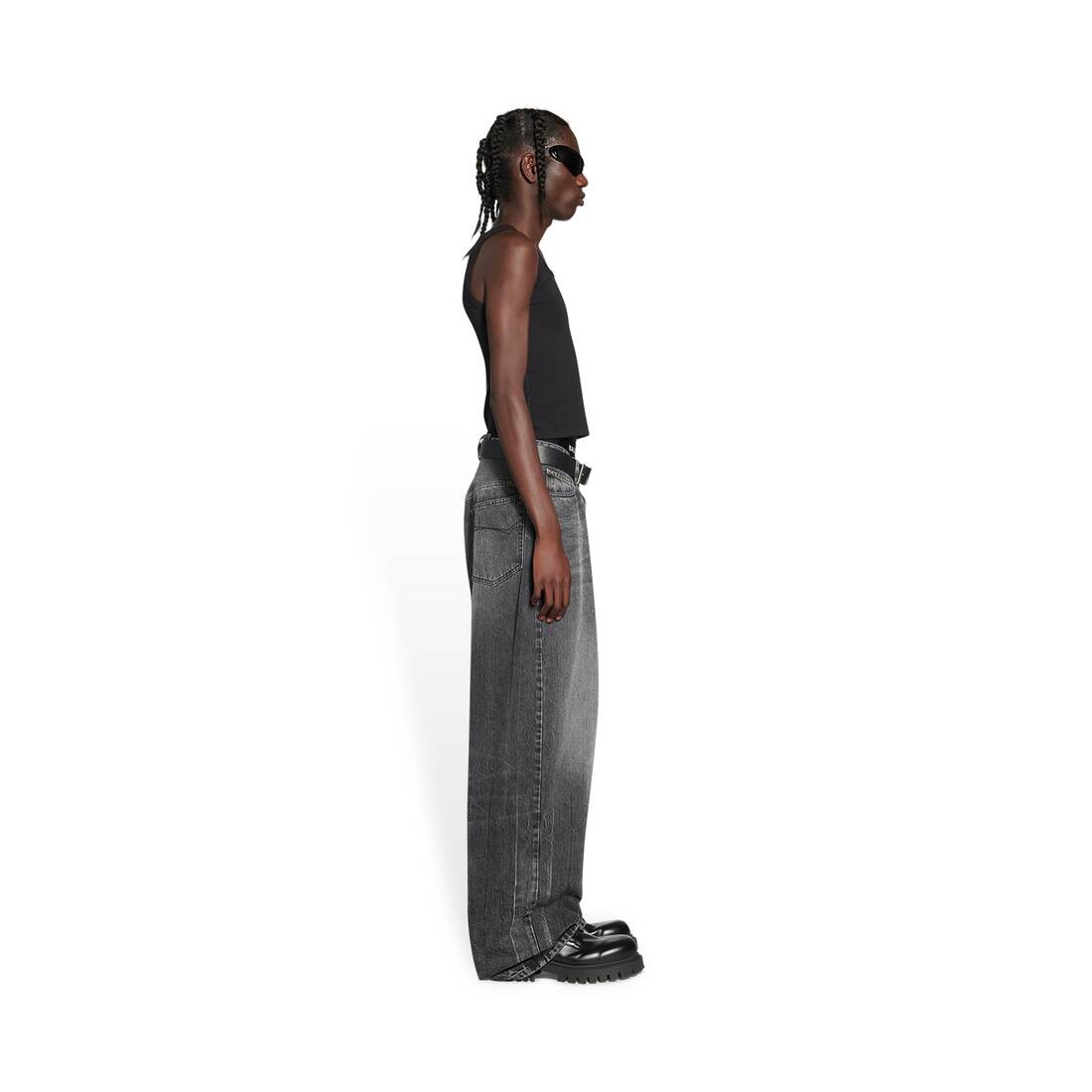 Pull-up Pants in Black - 3