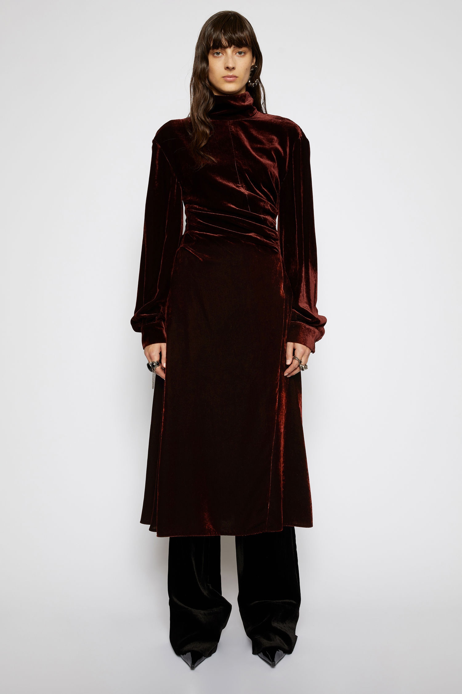 Mock-neck velvet dress dark brown - 2