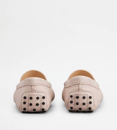 Tod's GOMMINO DRIVING SHOES IN LEATHER - PINK outlook