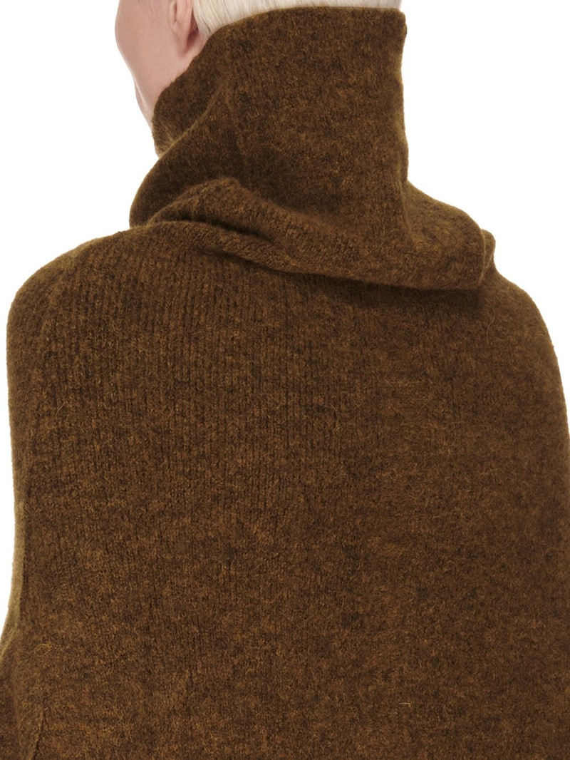 shroud jumper 5