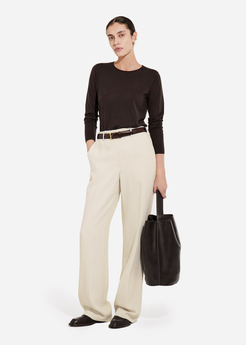 Tailored Straight-Leg Trouser in Viscose Twill 5